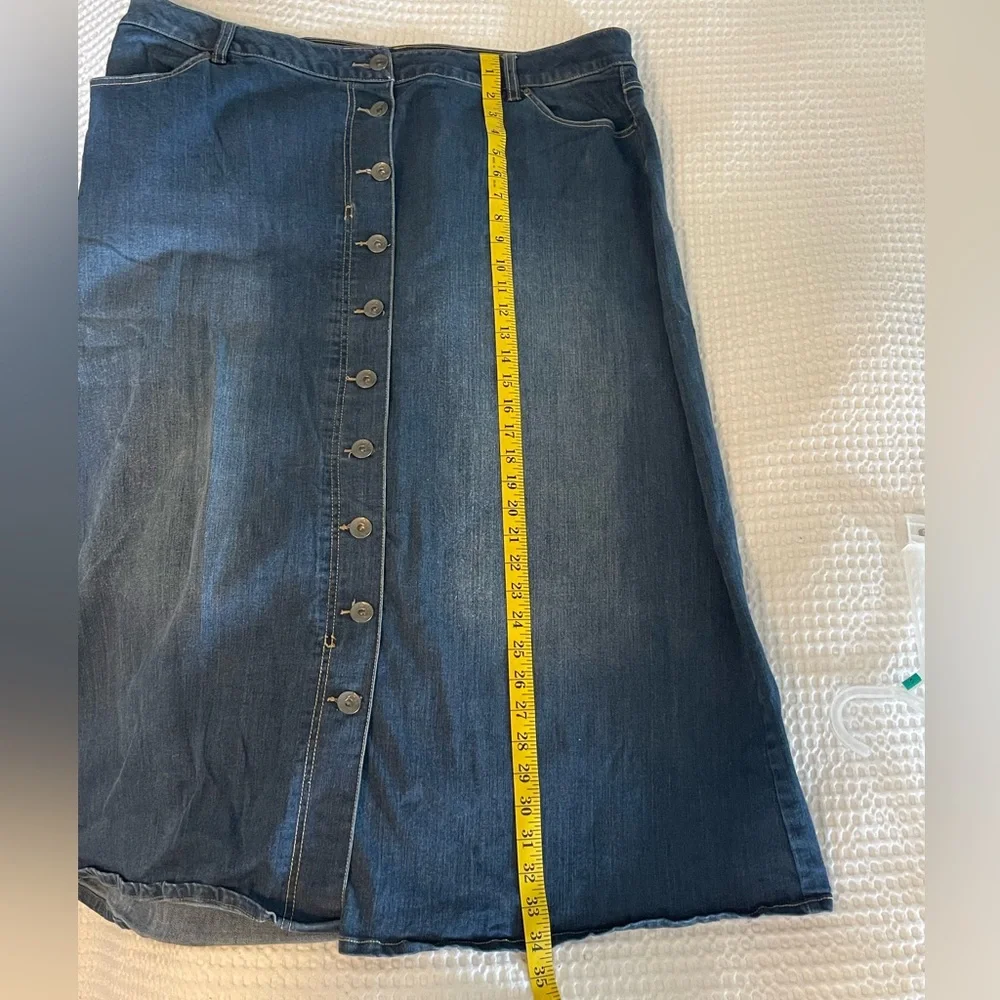 Cato Button-Front Dark Wash Long Denim Skirt - Women size 20W - Picture 4 of 5